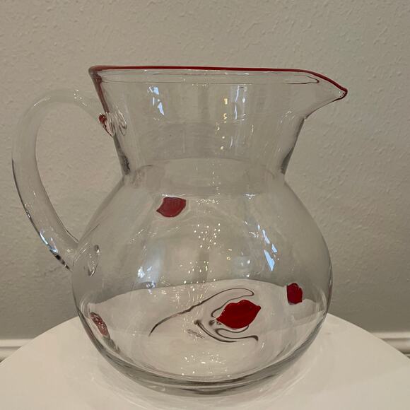 Hearts & Kisses Valentine RED LIPS Glass Pitcher 10in Viral Tik Tok New - Picture 16 of 16